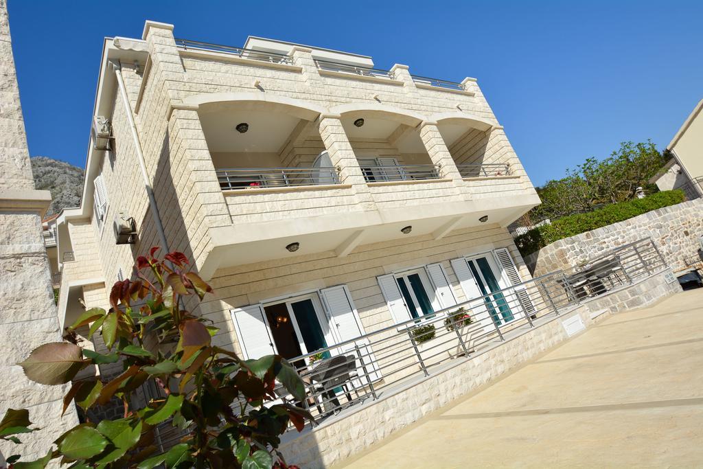 Apartments Jovanovic Kotor Bagian luar foto