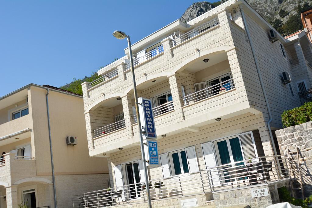 Apartments Jovanovic Kotor Bagian luar foto