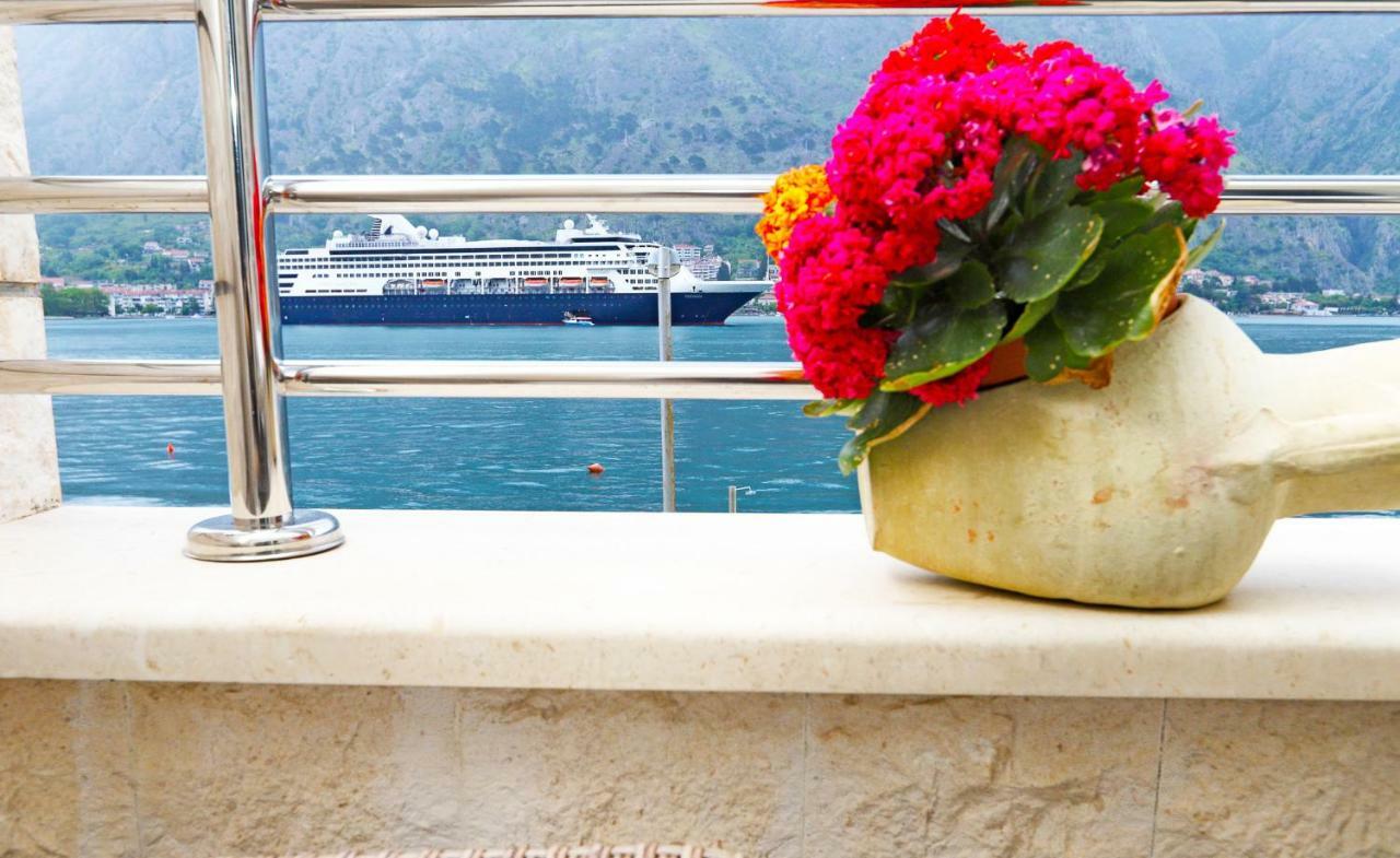 Apartments Jovanovic Kotor Bagian luar foto