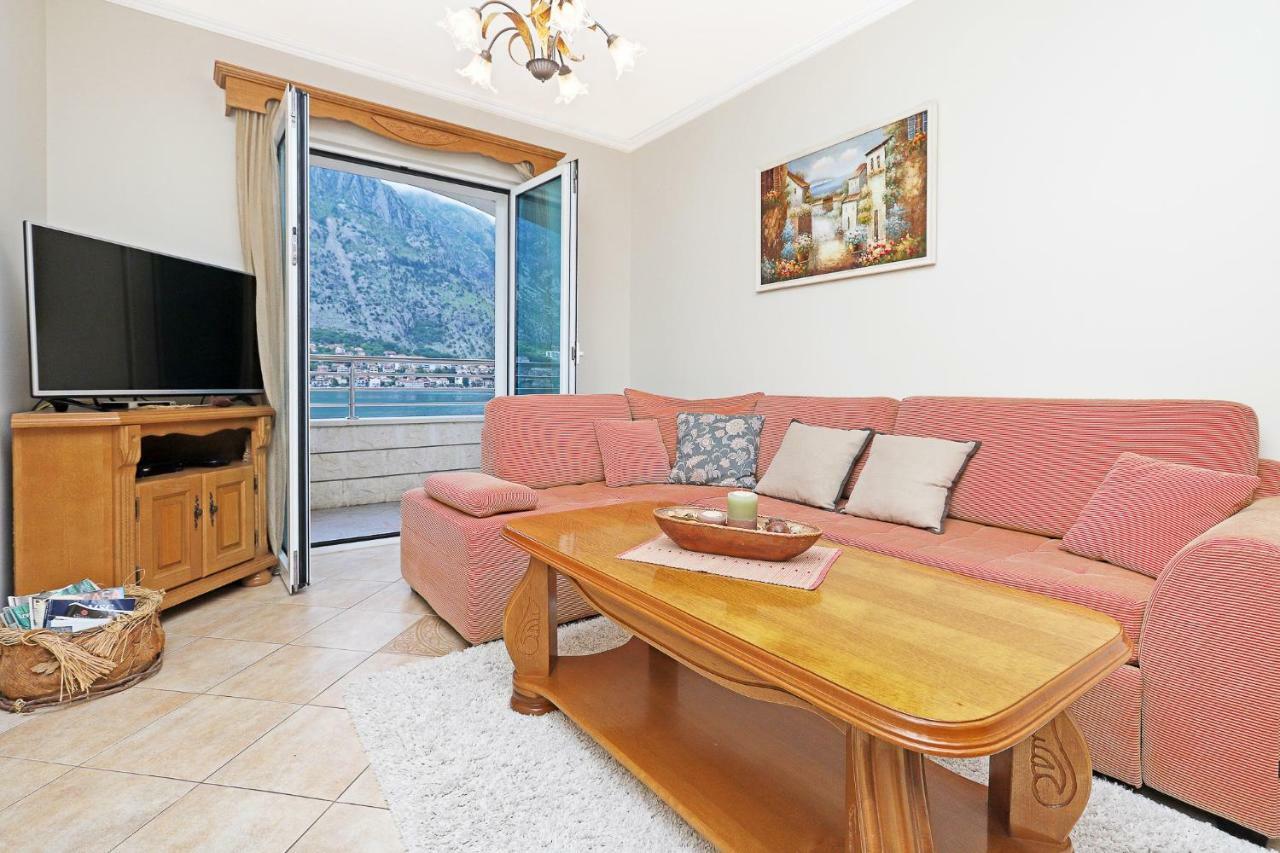 Apartments Jovanovic Kotor Bagian luar foto